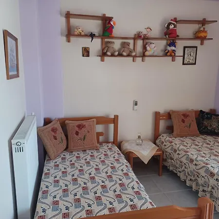 2br With Shared Pool Lejlighed *