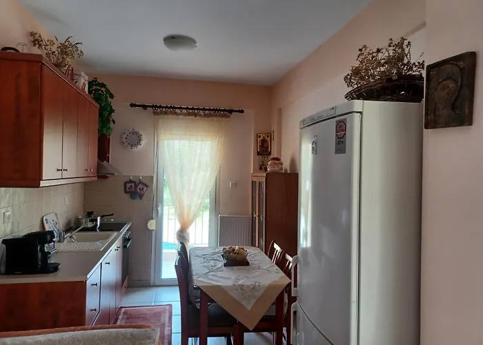 2br With Shared Pool * Gerakini