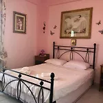 2br With Shared Pool شقة *